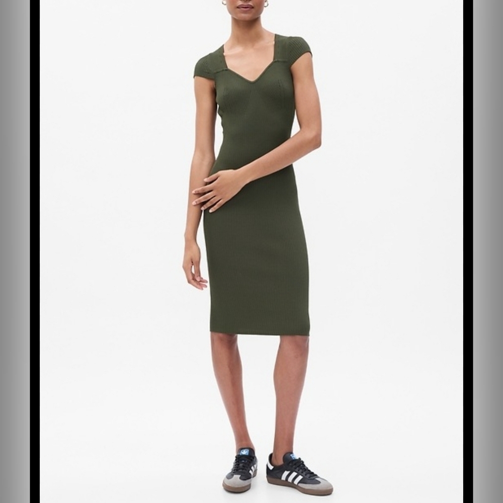 Size Large Gap New Sweetheart Rib Midi Dress Green Olive Stretchy Comfortable